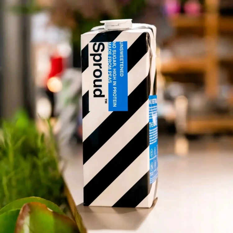 Sproud Unsweetened z Grochu - napój roślinny, wysokobiałkowy, bez cukru